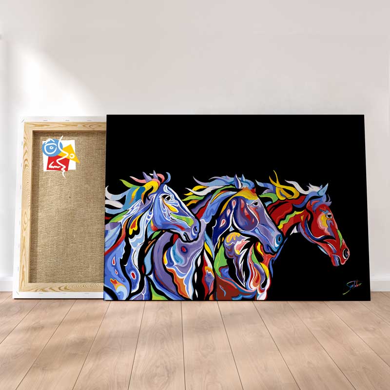 COLORFUL HORSES RACING